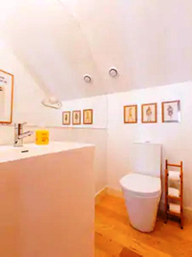 Comfortable And Bright - Apartment *